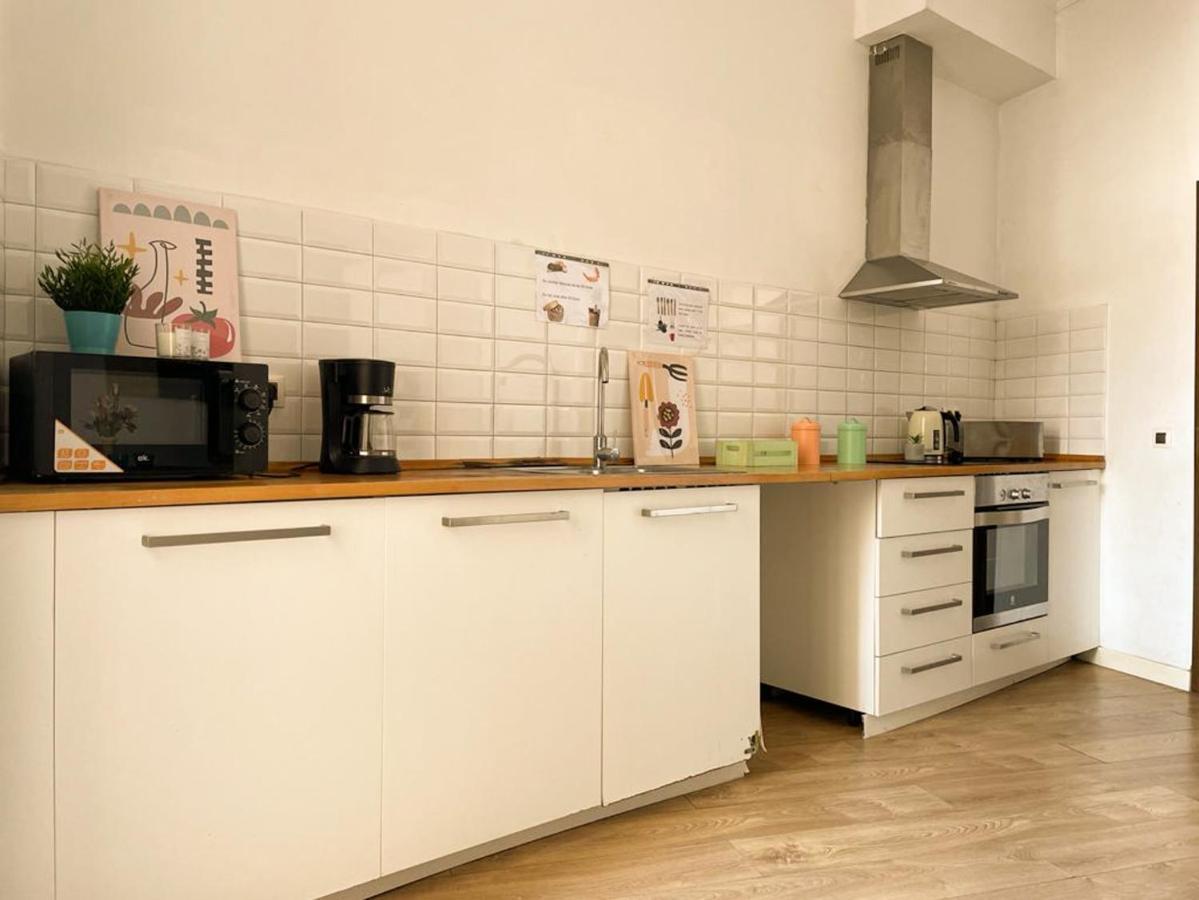 By La Rambla Rooms Barcelona Exterior photo