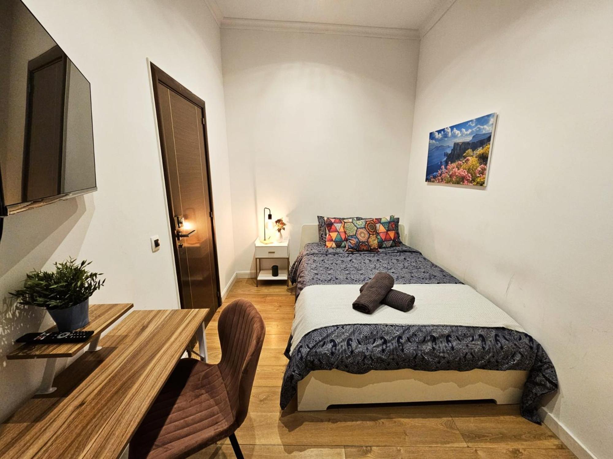 By La Rambla Rooms Barcelona Exterior photo